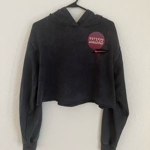 Cropped Nike Pullover